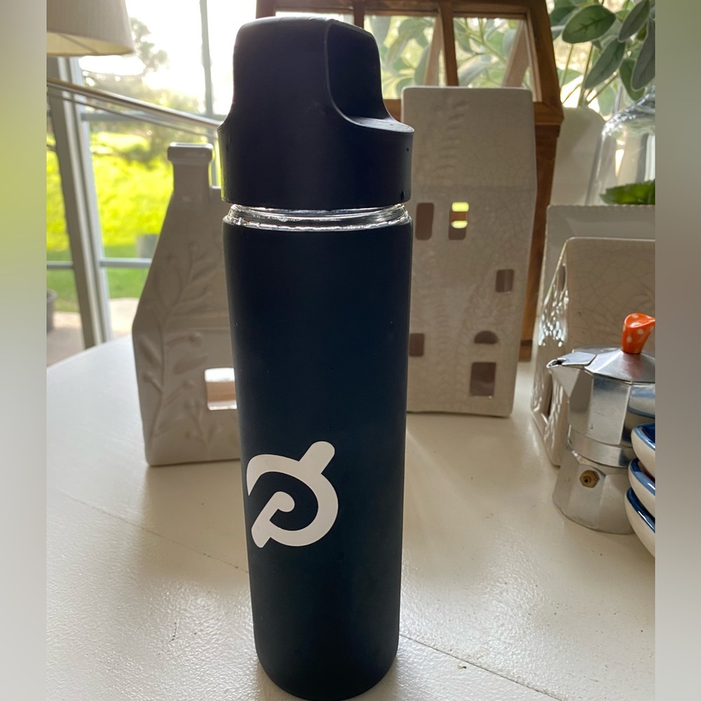Peloton 16 Oz. Glass water bottle